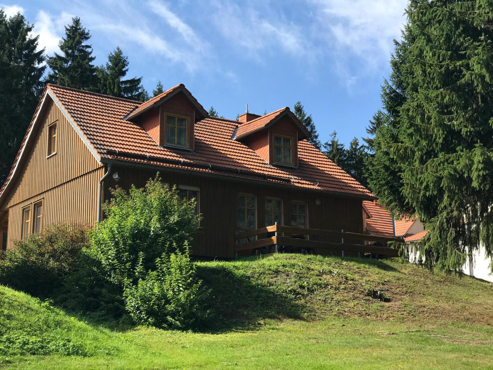 Hotel Und Berggasthof Spiessberghaus Friedrichroda Exteriér fotografie
